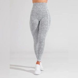 Buffbunny Limitless Legging in White Bossy Print - S